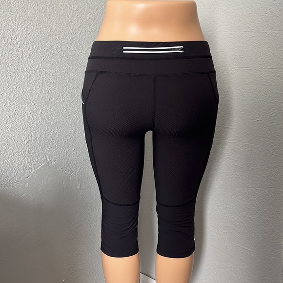 Athleta Leggings - Picture 2 of 13